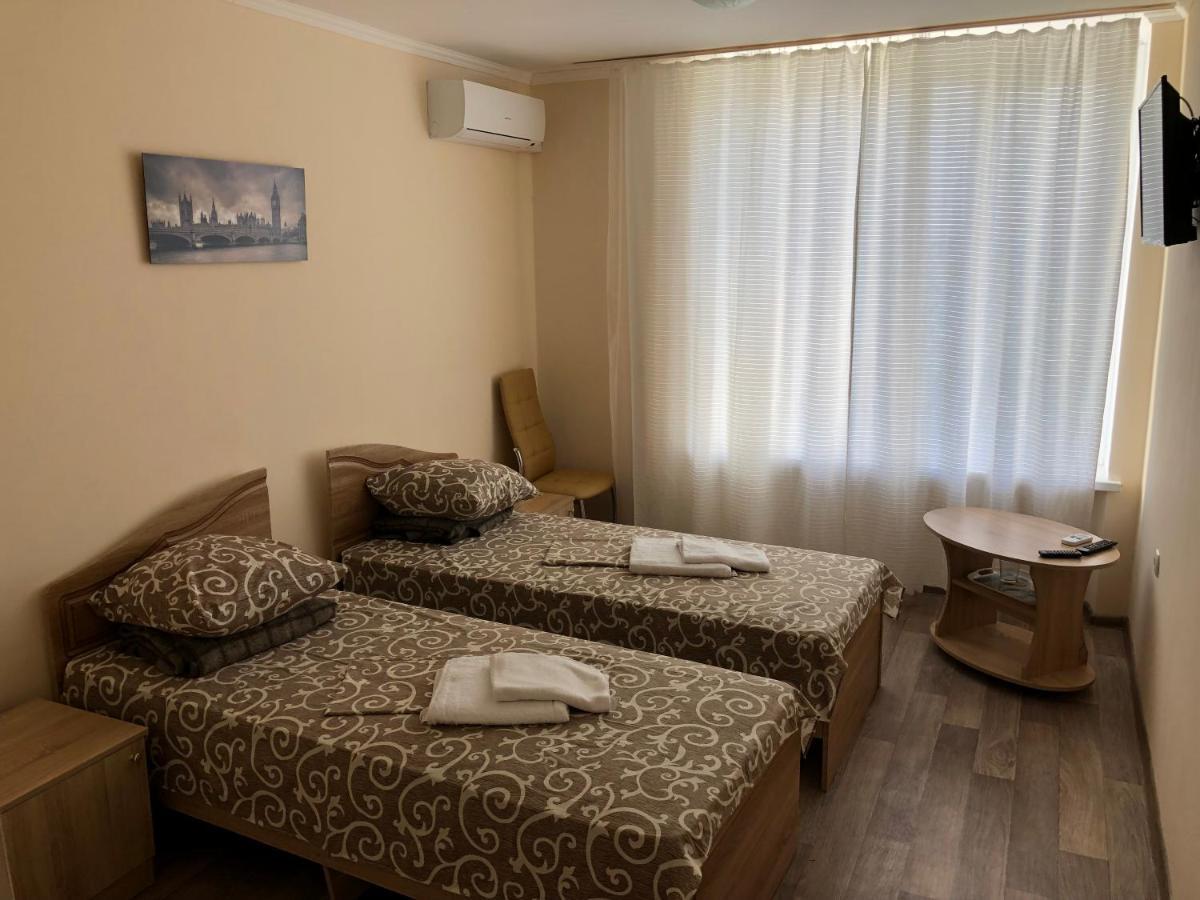 Sportium Hotel Ochakiv Esterno foto